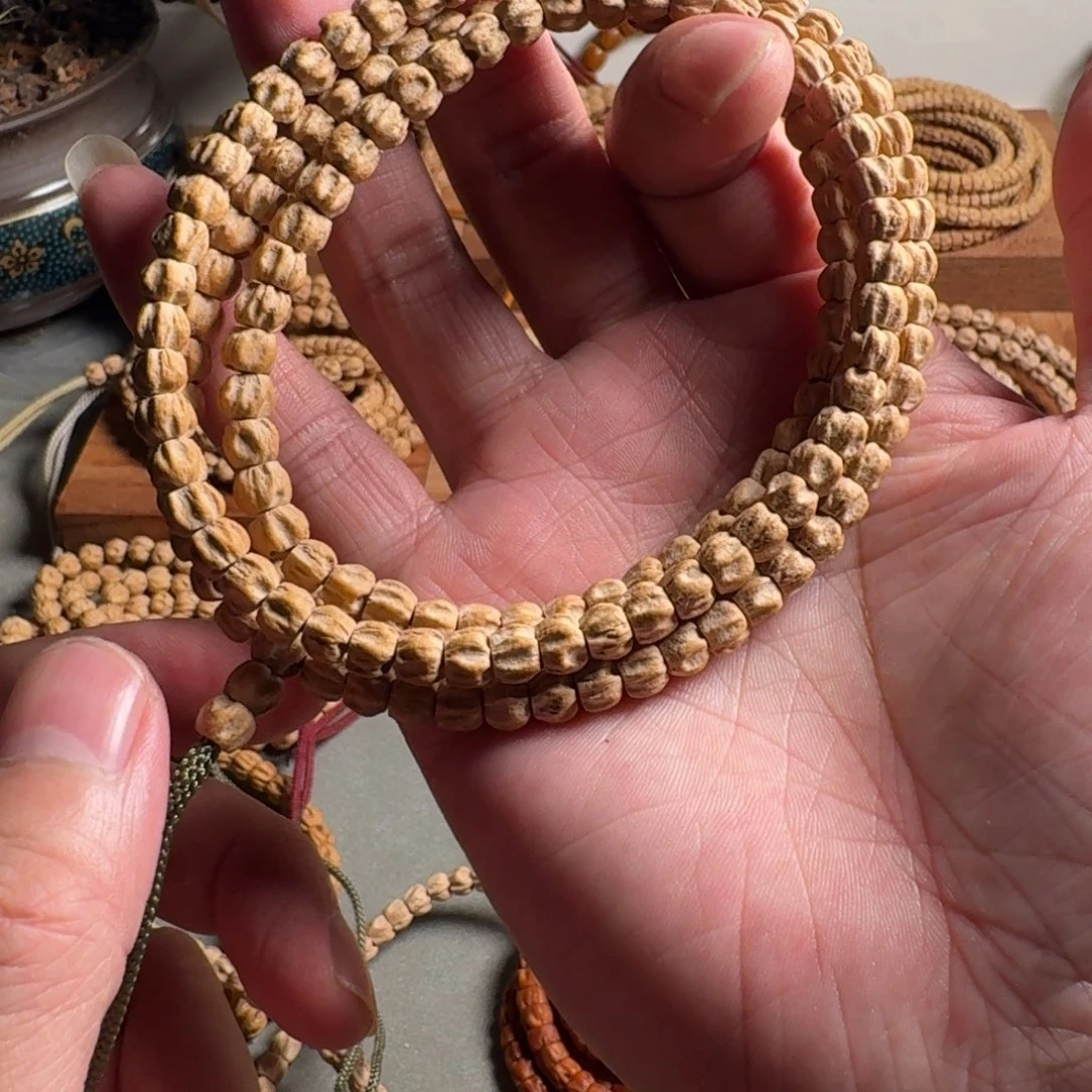 柏香籽/百香籽手串朝*6.5毫米