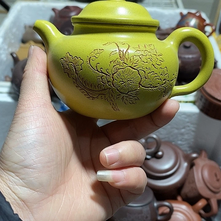 紫砂茶壶微瑕微笑