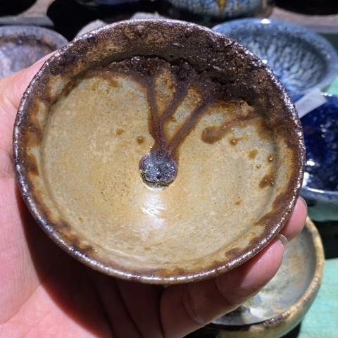 茶盏9.7粘足是生生世世人