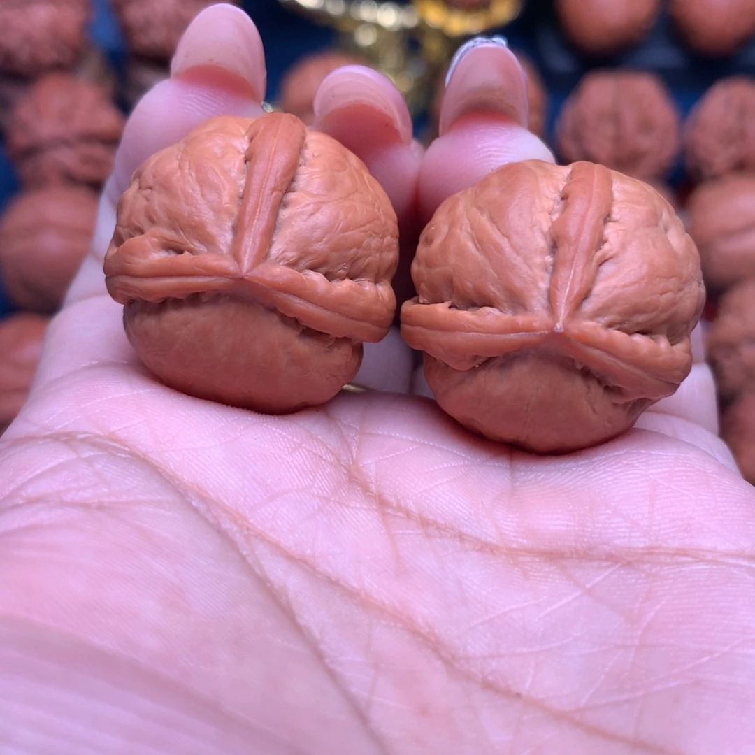 把件文玩核桃三棱