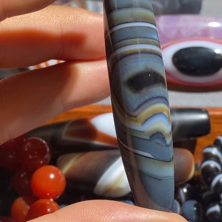 玛瑙/玉髓颈饰未镶嵌