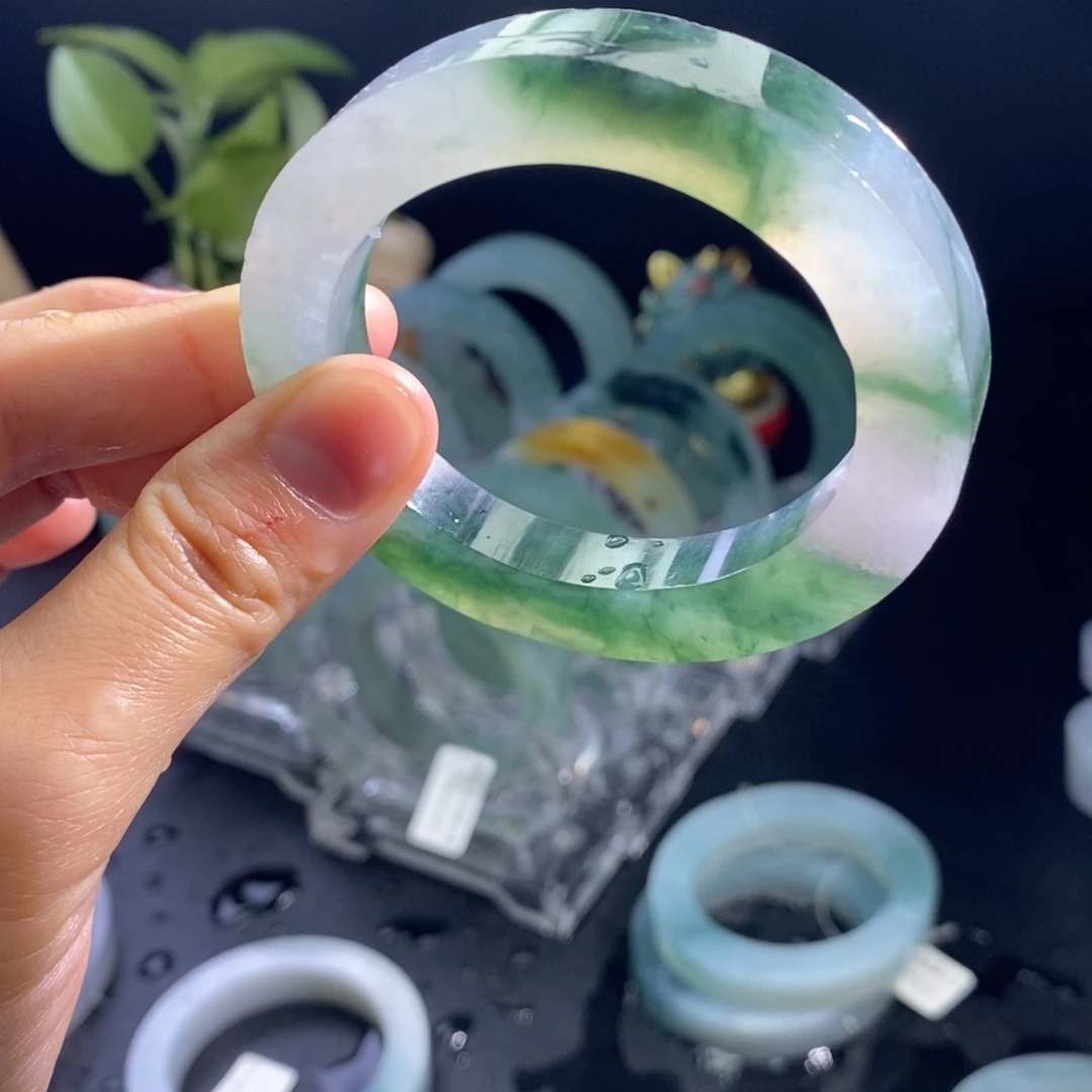 定制翡翠未镶嵌翡翠