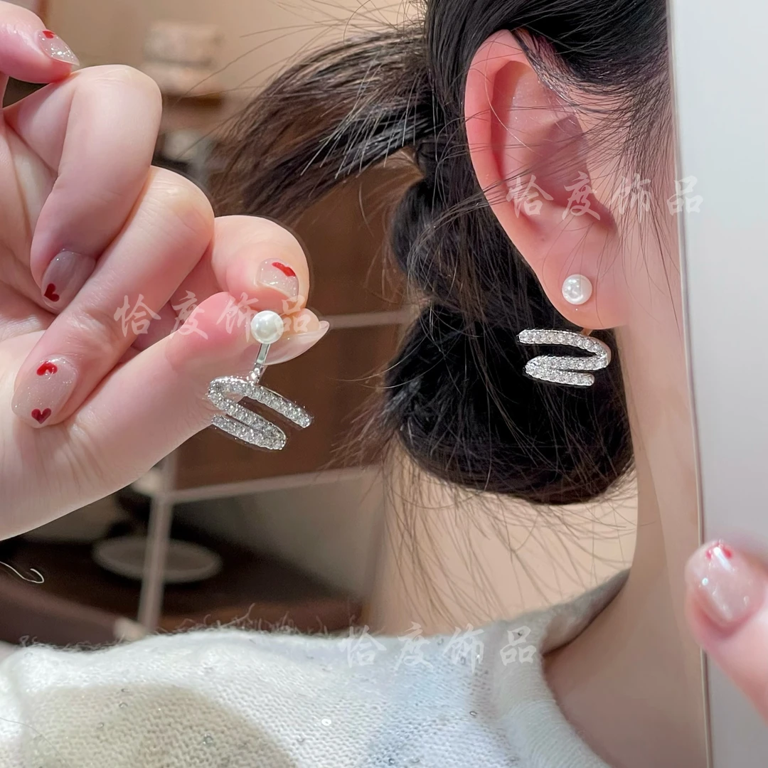 【恰度】一款两戴温柔珠珠飘带耳钉气质显高级