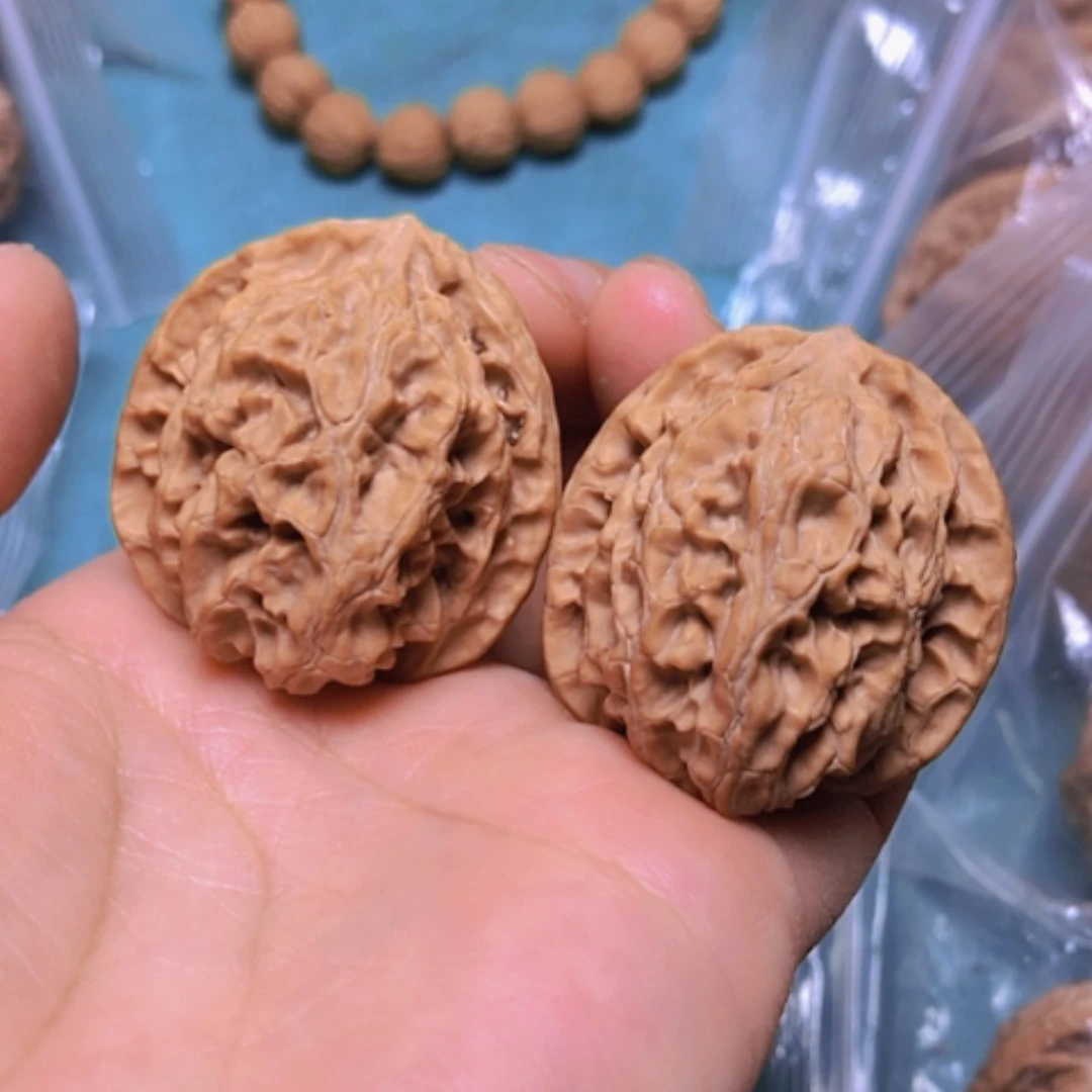 【闪购商品】核桃把件35苹果园有磕