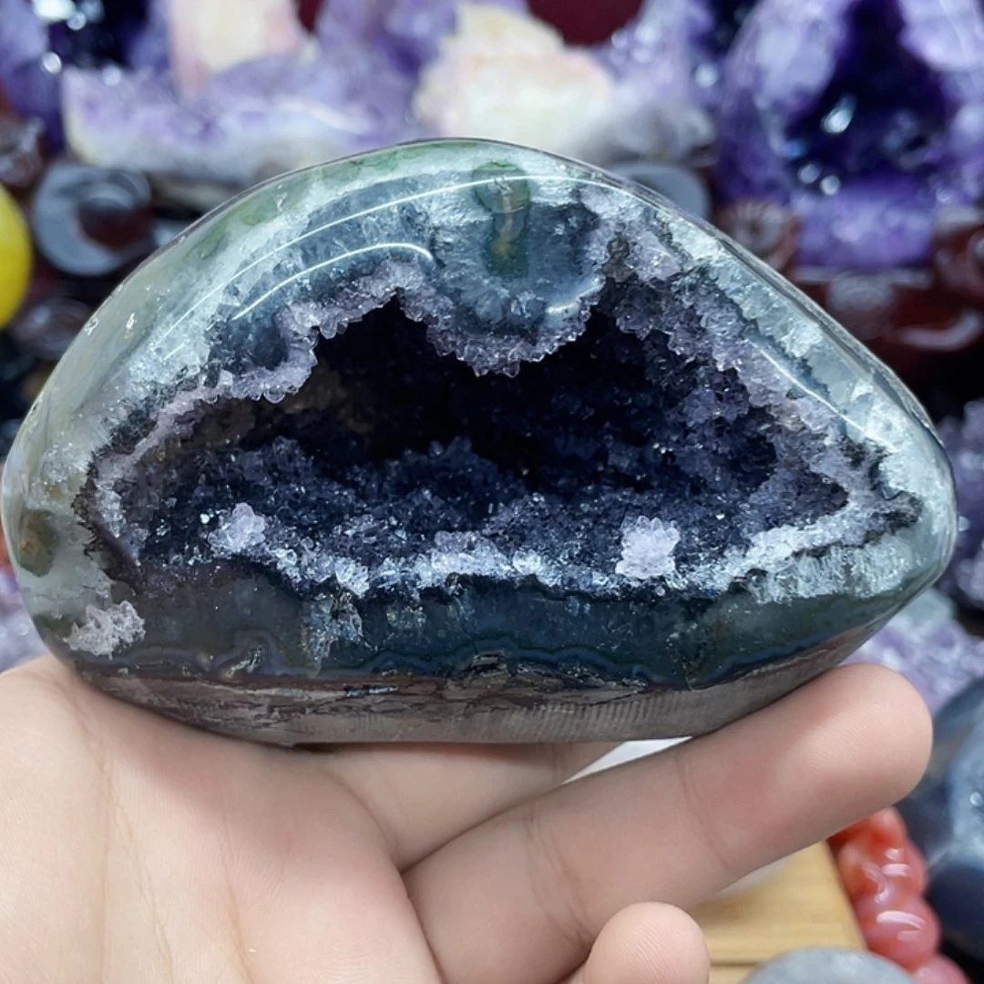 紫晶未镶嵌大型摆件（非配饰）