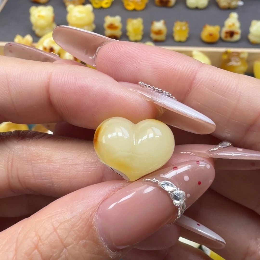 琥珀未镶嵌裸石蜜蜡