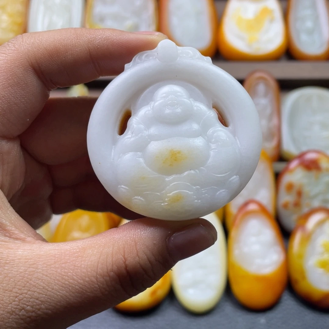 和田玉未镶嵌颈饰