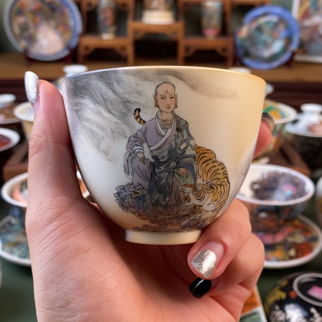手工手绘陶瓷降龙伏虎杯