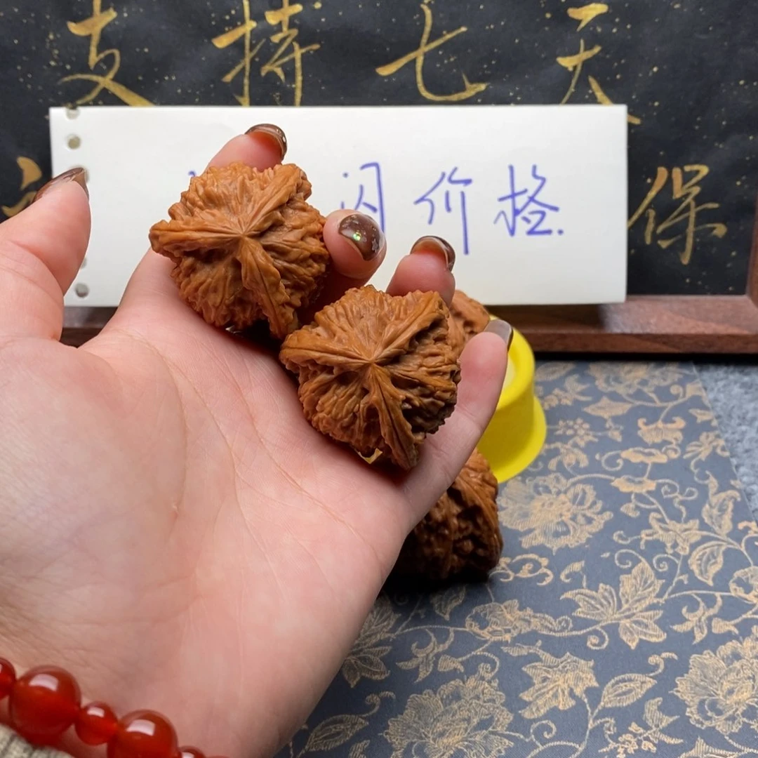 吊坠文玩核桃P*白狮子