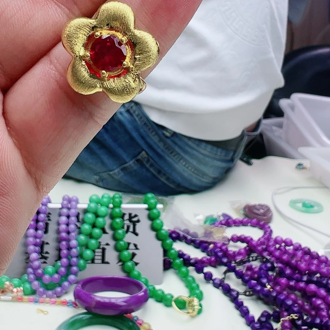 红宝石吊坠(赠链)14K金镶嵌