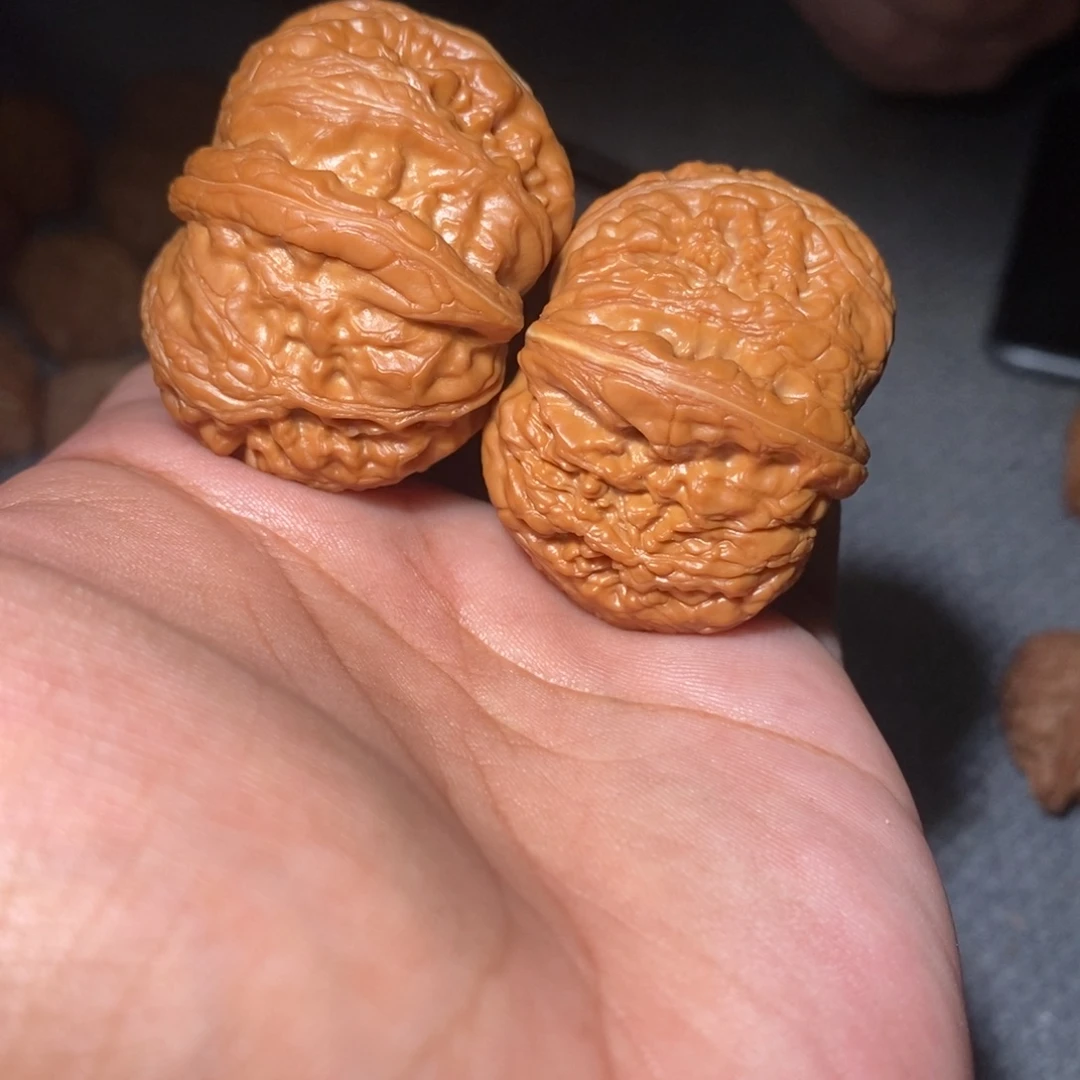 吊坠桃核44尺元宝