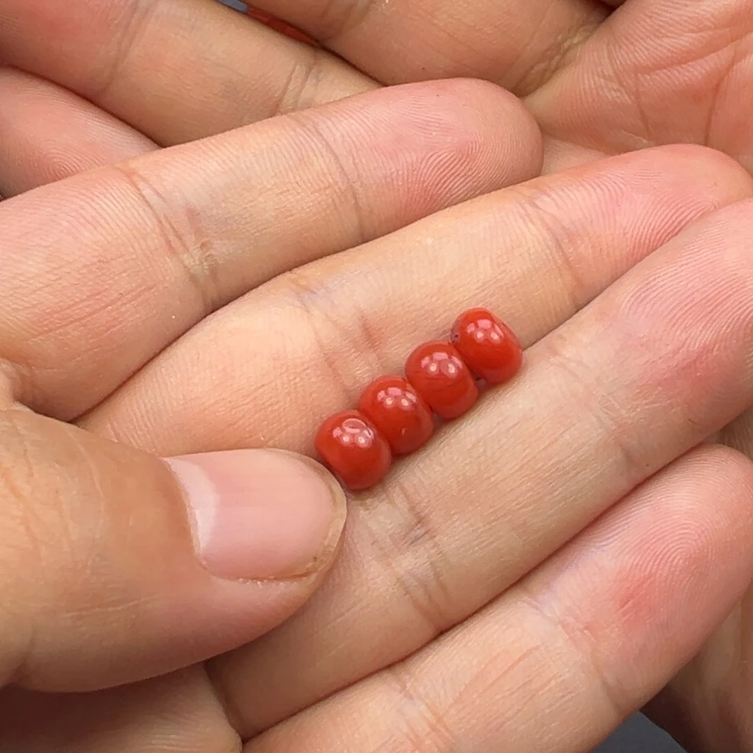 袅***绕南红玛瑙手串未镶嵌