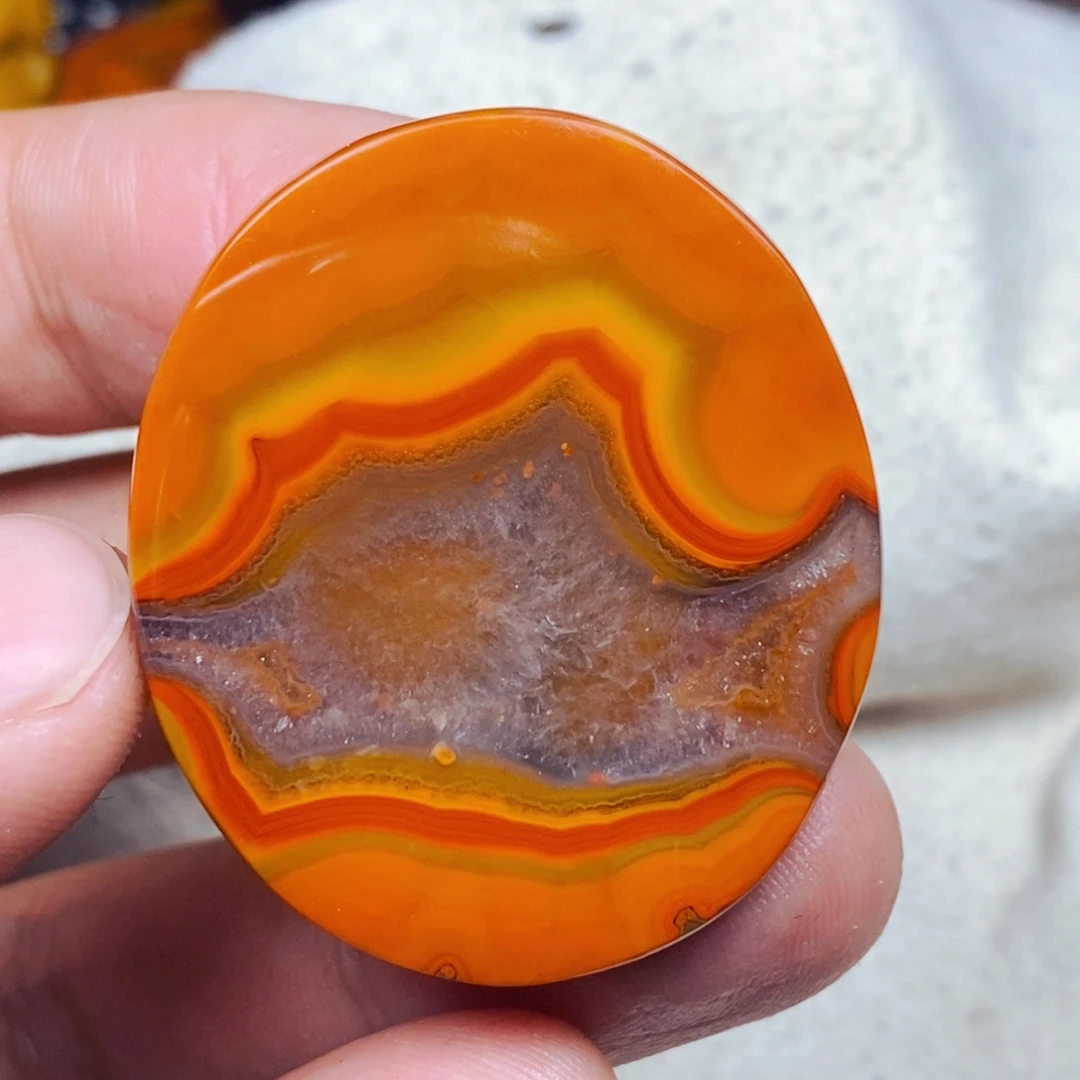 未镶嵌吊坠(不含链)玛瑙/玉髓一****?