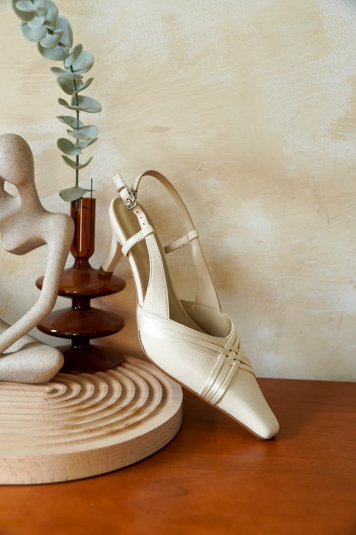 高跟鞋女细跟尖头凉鞋婚鞋女绸缎法式女鞋夏季百搭vintage中古鞋