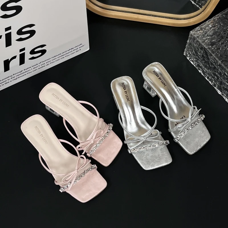 【花發財】2025年春夏季新款法式外穿仙女风高级感水钻粗跟凉鞋女潮