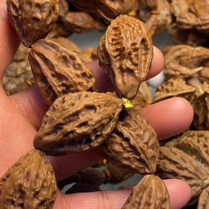 文玩核桃吊坠拿姐工艺106