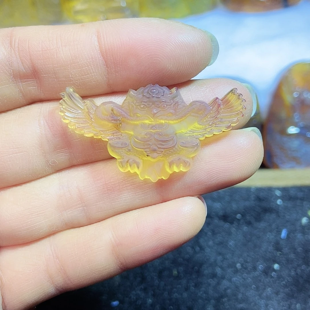 琥珀颈饰未镶嵌大鹏