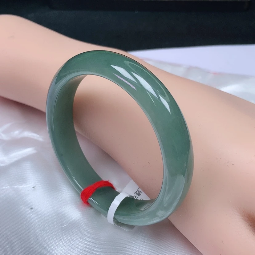 【闪购商品】翡翠手镯未镶嵌，