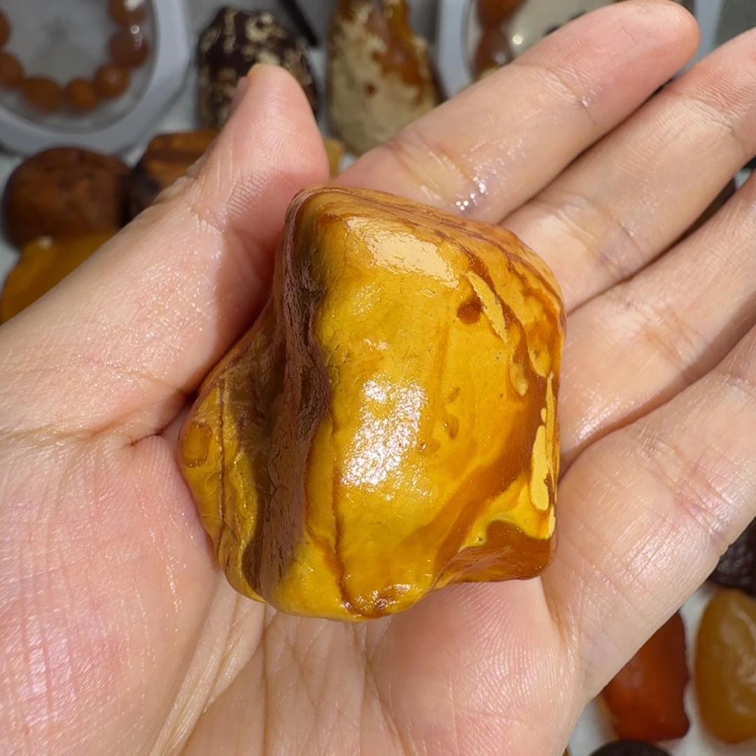 未镶嵌琥珀裸石花蜡原石