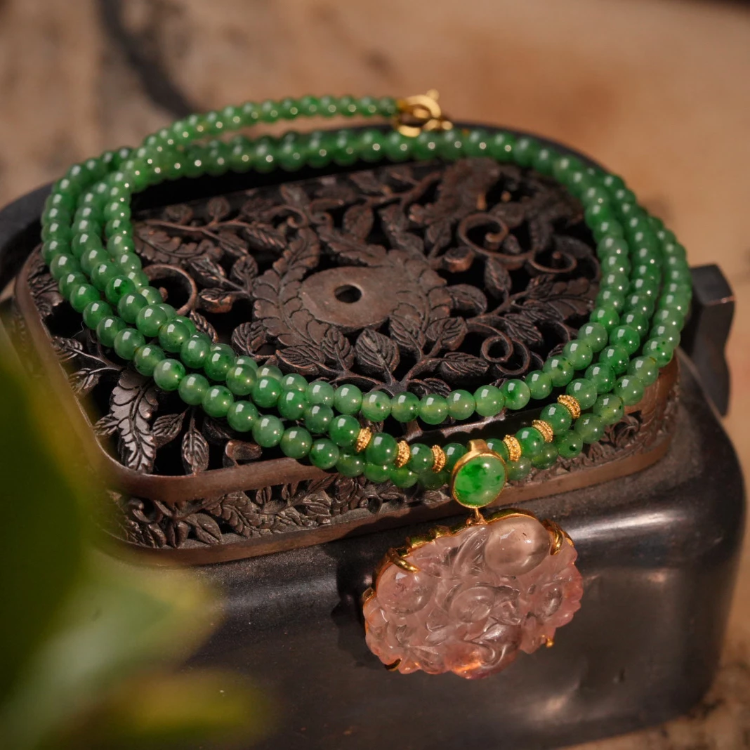 【惜拾妆匣】18k金镶嵌粉透碧玺缠枝花卉纹满色正绿翡翠珠链项链