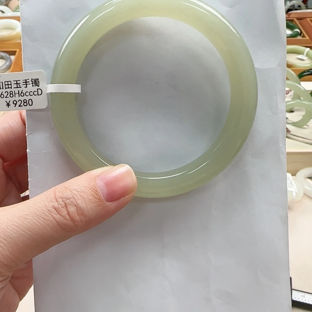 和田玉手镯未镶嵌60