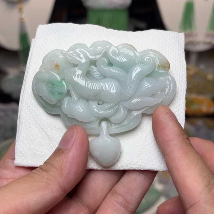 颈饰未镶嵌翡翠吊坠