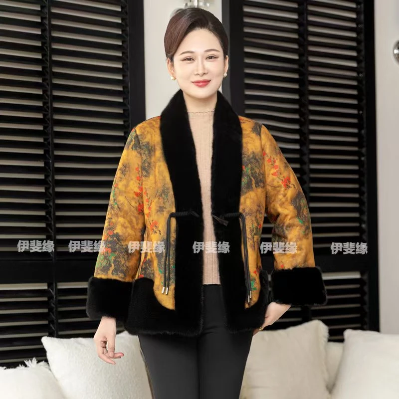 2025妈妈国风秋冬装皮毛一体外套洋气中老年大衣双面可穿