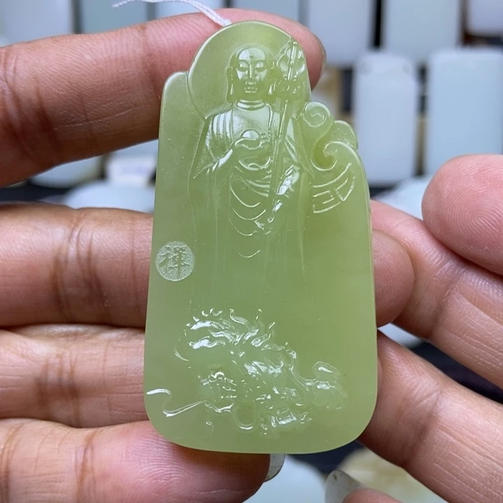 吊坠(赠链)未镶嵌和田玉