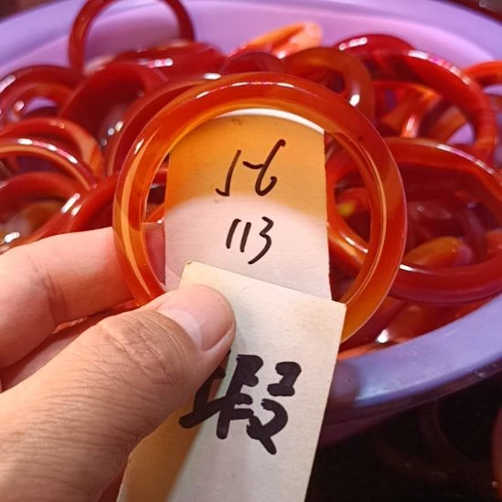 玛瑙/玉髓未镶嵌手镯