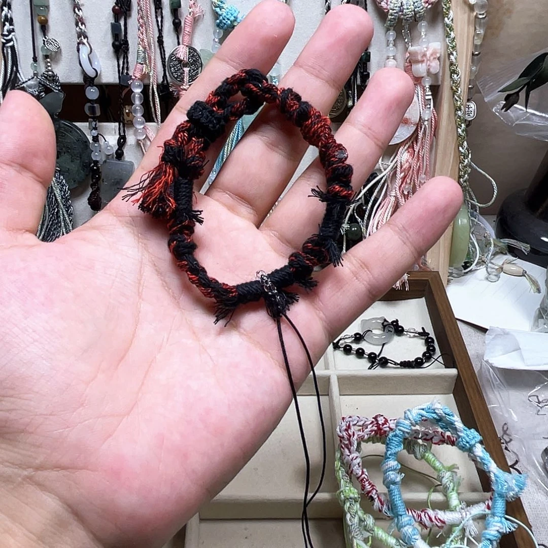 合金蛇纹石玉颈饰