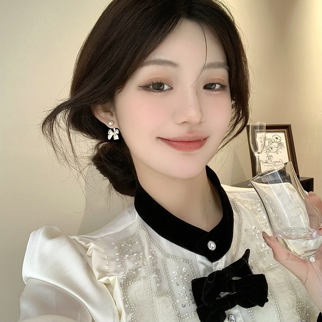 FULL GIRLISH耳环01383蝴蝶耳钉轻奢百搭耳饰女