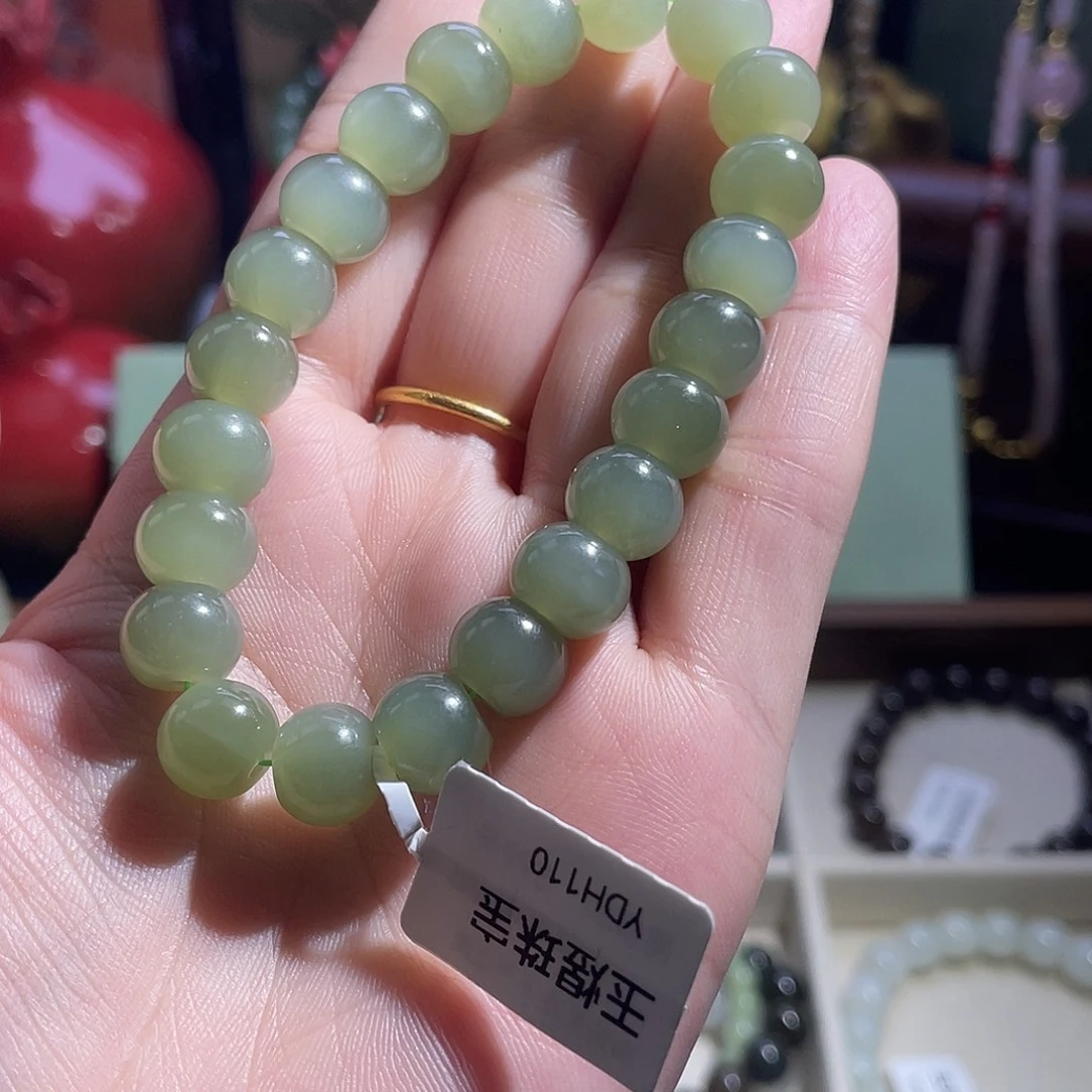 和田玉未镶嵌手串