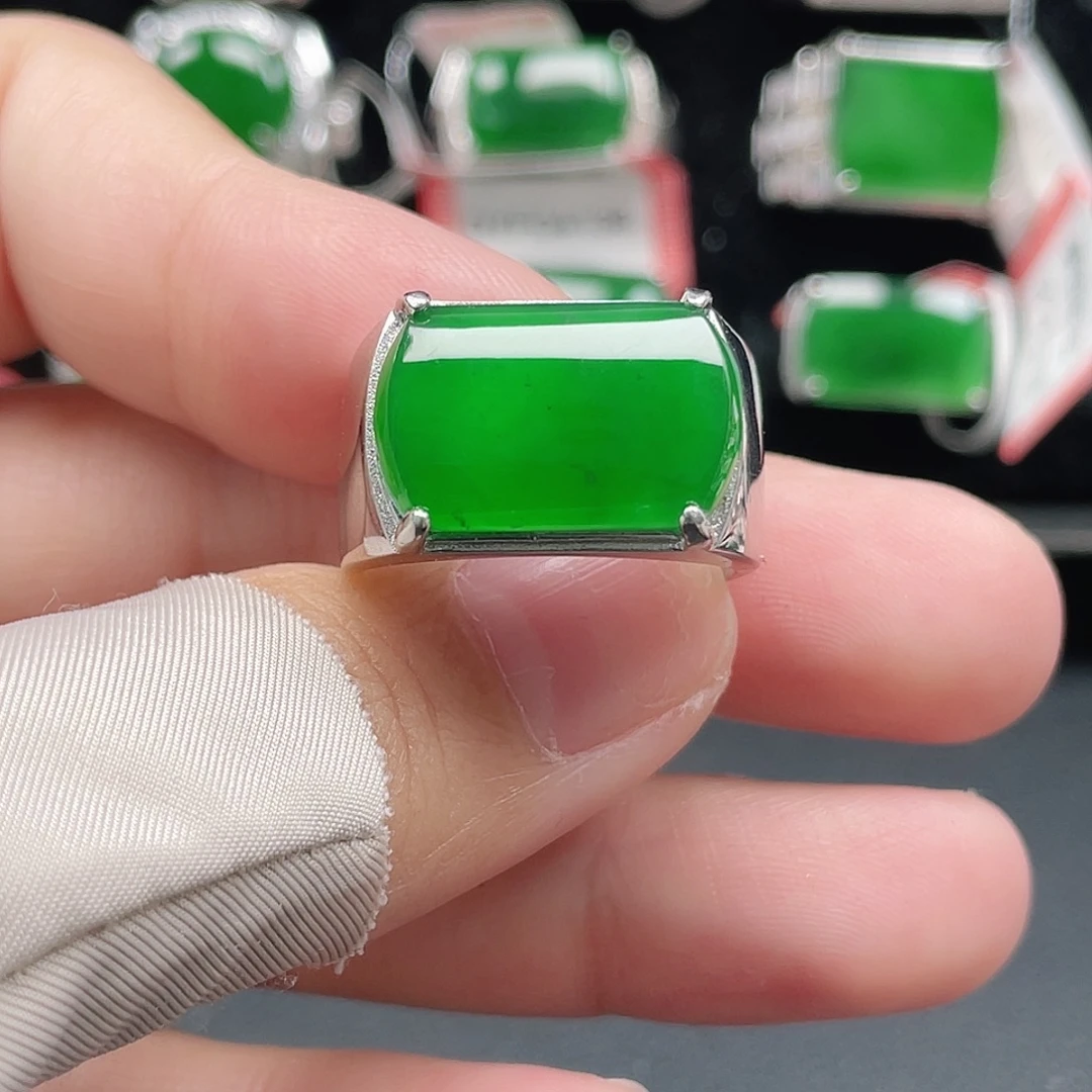 翡翠银S925镶嵌戒指天然A货翡翠没运费险4036