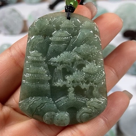 翡翠颈饰未镶嵌山水牌福利