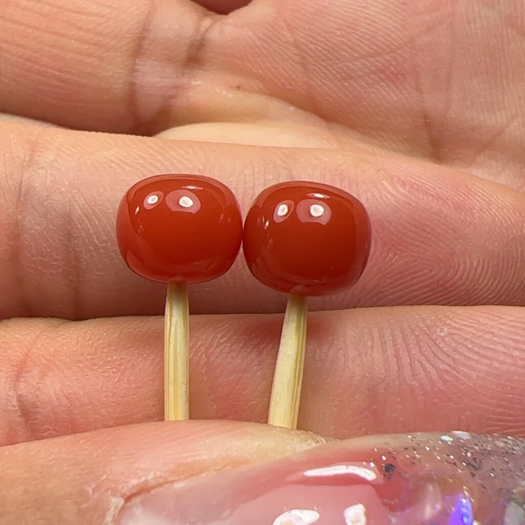 南红玛瑙珠子未镶嵌黑**王