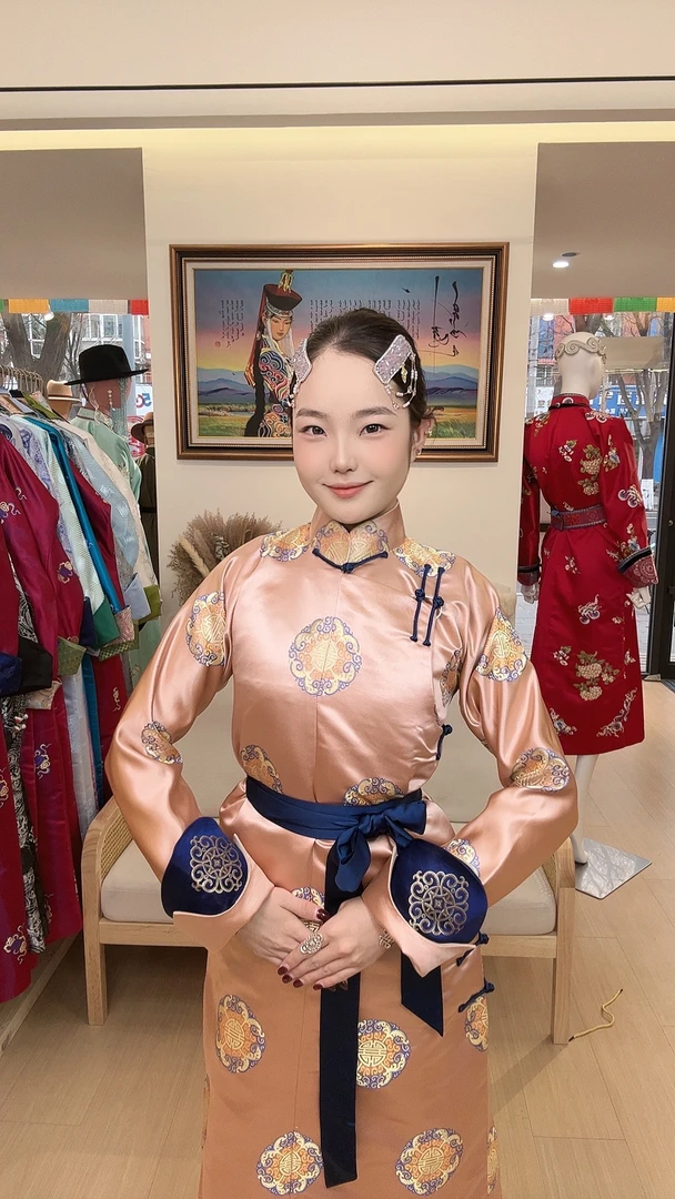 2025新款双马蹄袖款袍子传统袍子四季款长款