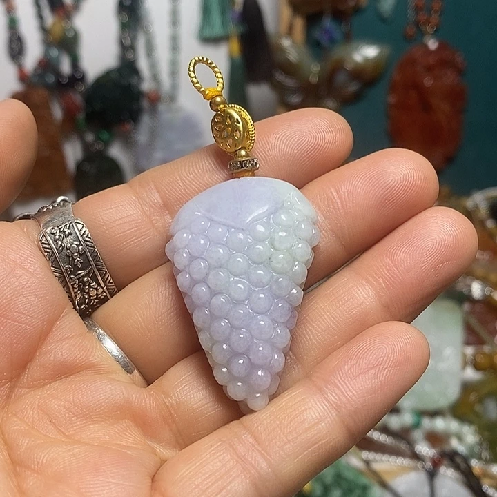 D***J翡翠未镶嵌吊坠(赠链)