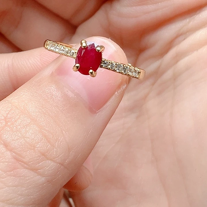 银S925镶嵌红宝石戒指