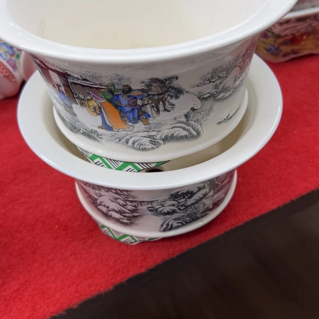 涛***赫紫砂花盆211号瑕疵2个处理介意勿拍