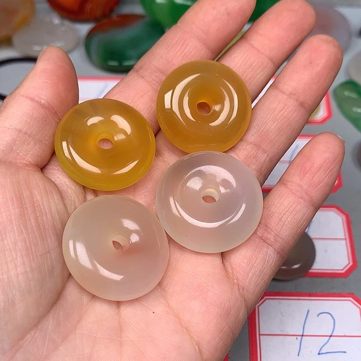 笑***生玛瑙/玉髓未镶嵌颈饰