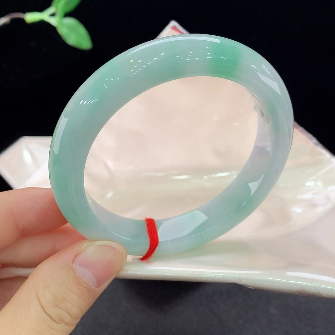 翡翠未镶嵌手镯1103