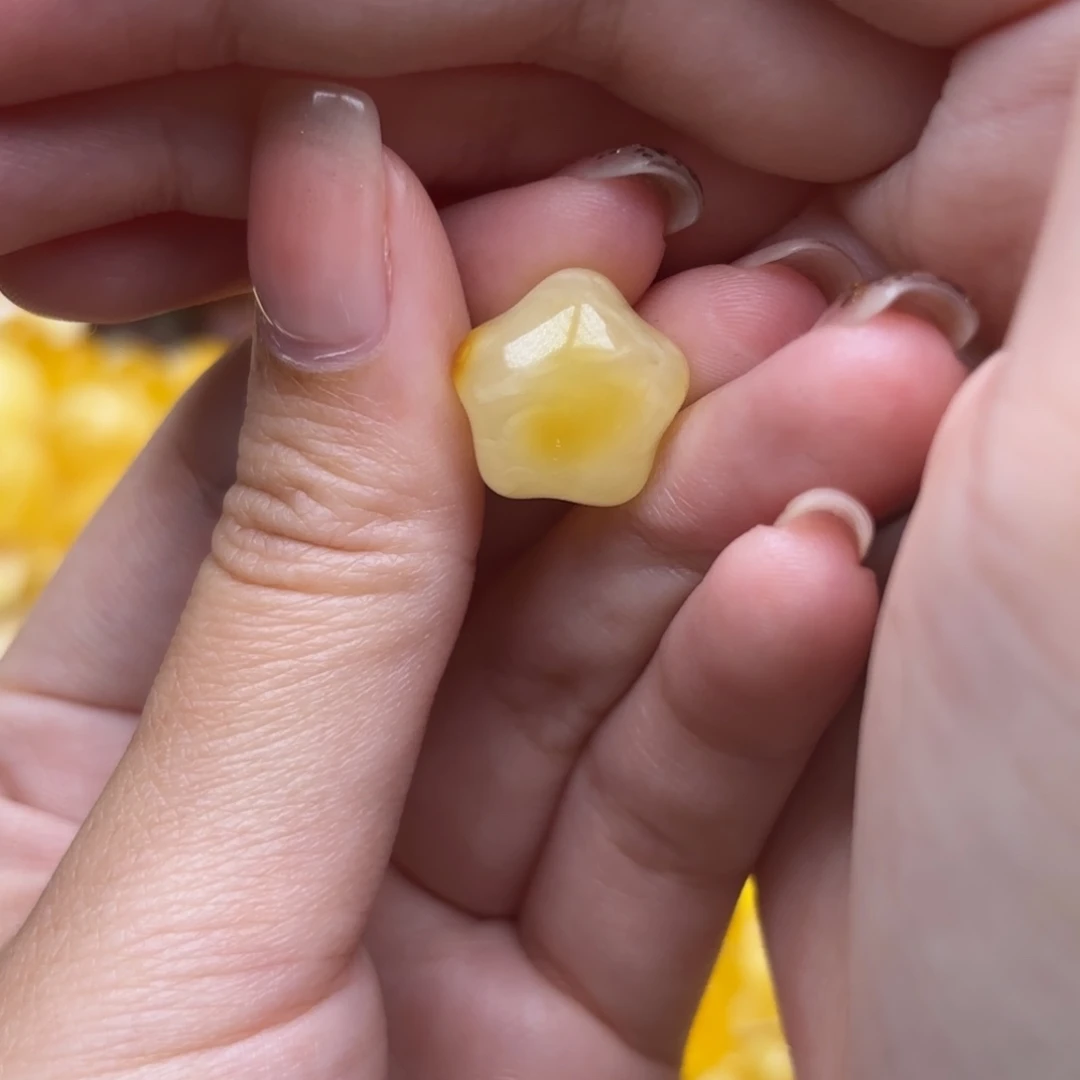 琥珀未镶嵌裸石19号白花星星