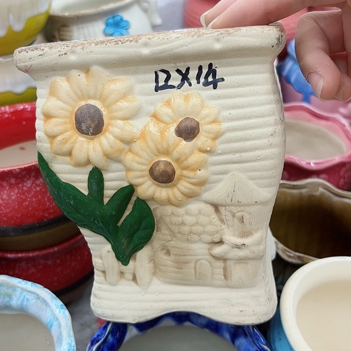 多肉绿植陶瓷花盆9.9包邮，有孔