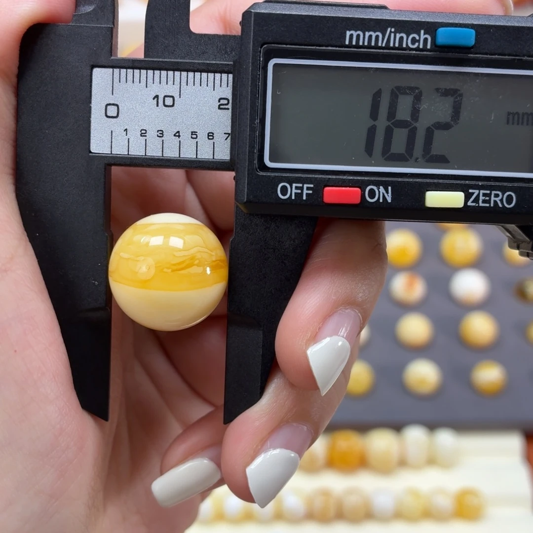 琥珀未镶嵌裸石焦皮虎皮纹18.2mm