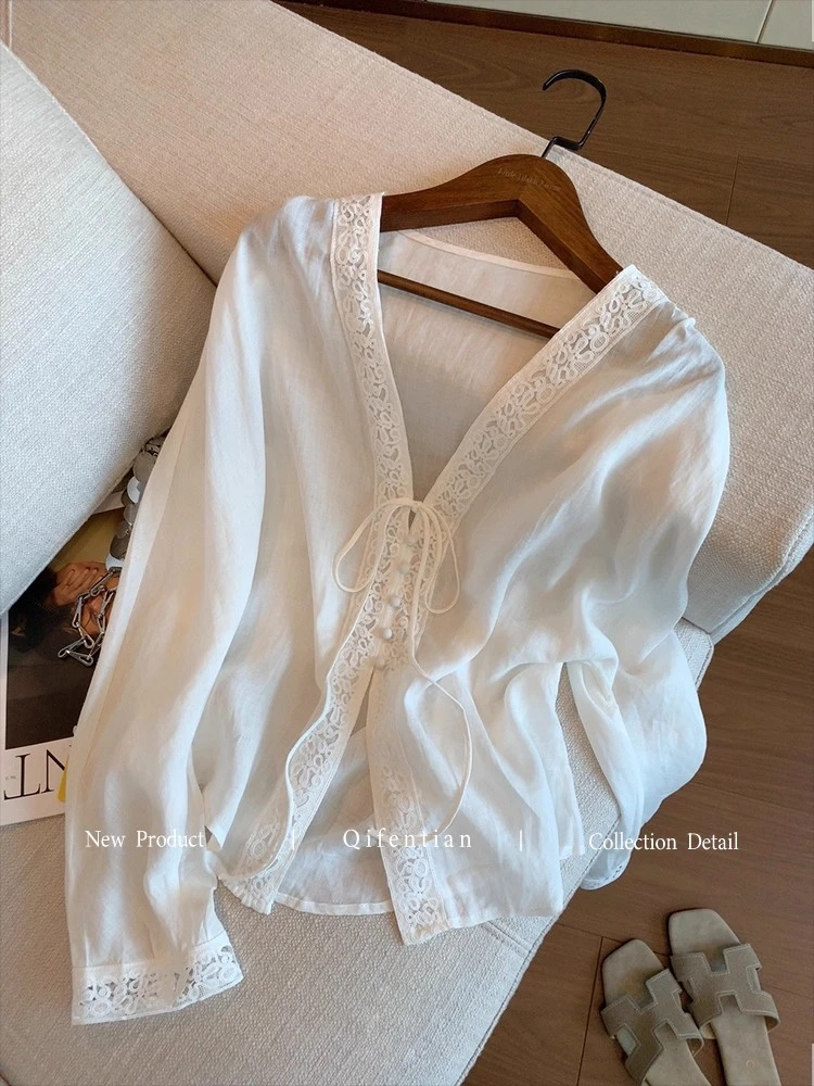 高级感v领蕾丝花边长袖衬衫女装夏季法式气质温柔显瘦防晒薄上衣