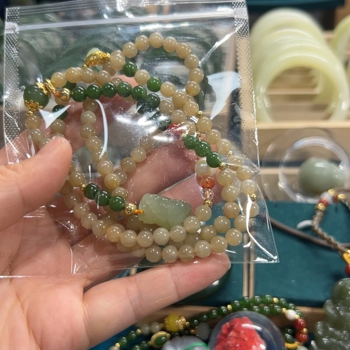 和田玉颈饰未镶嵌柒*糖设计款