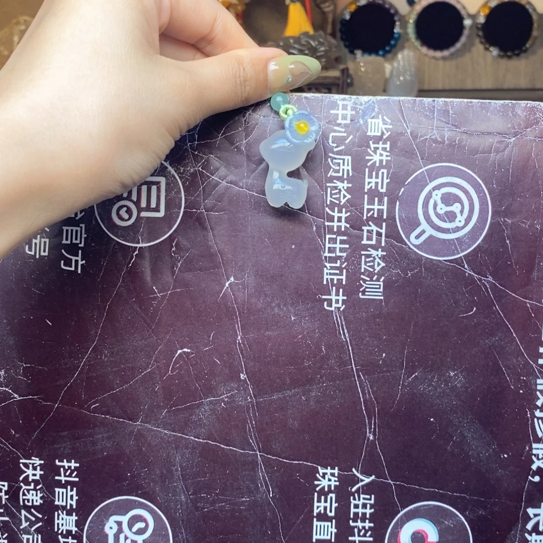 未镶嵌车挂玛瑙/玉髓挂件