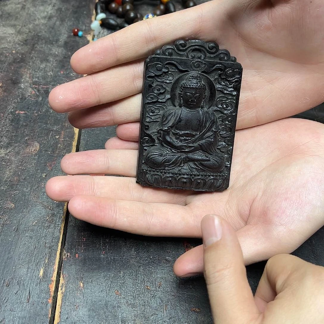 大叶紫檀（黑酸枝木类）