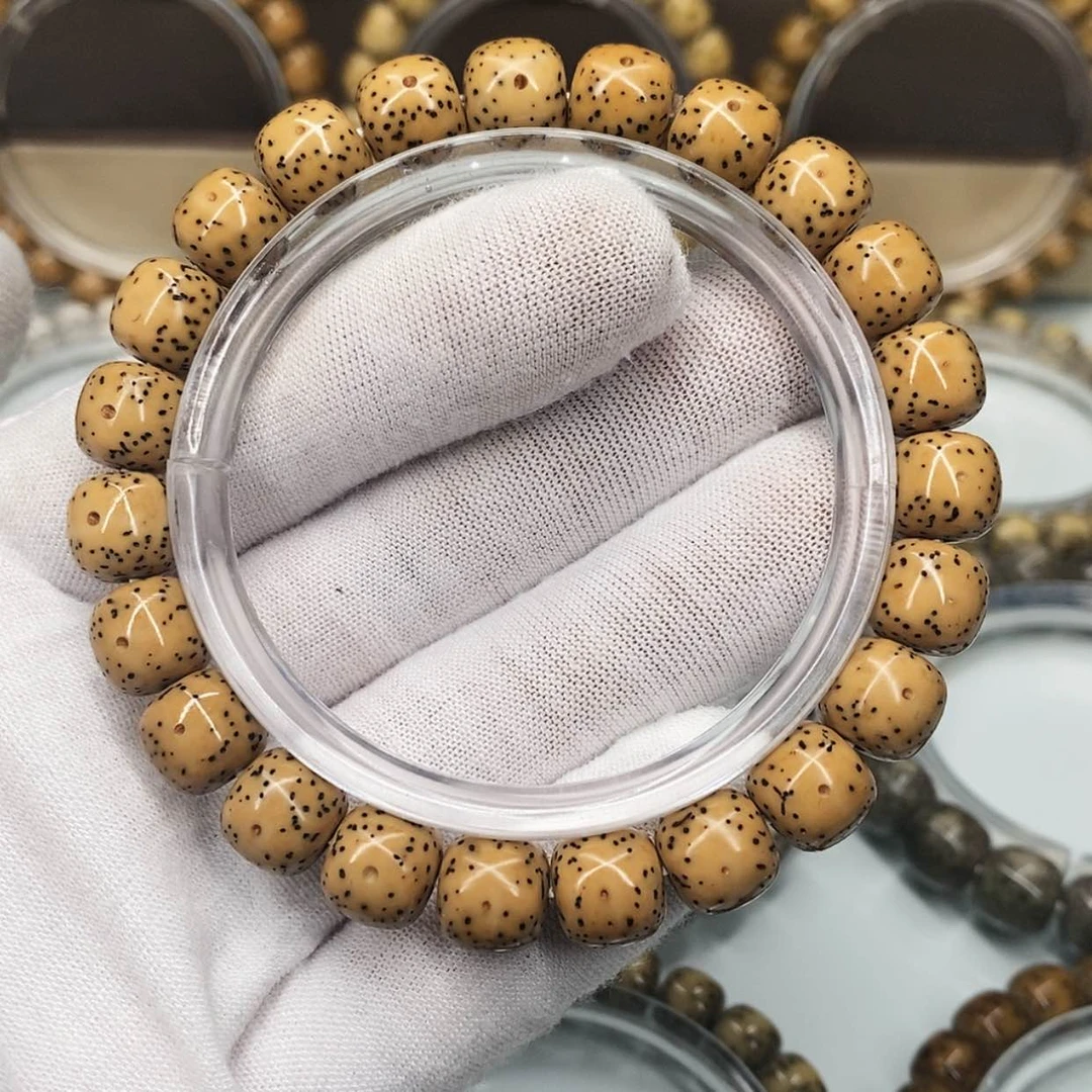 【闪购商品】手串星月菩提9×10一物一图原生态同枝大眼睛福利