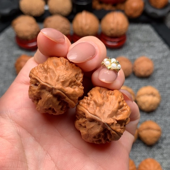 吊坠文玩核桃粗筋